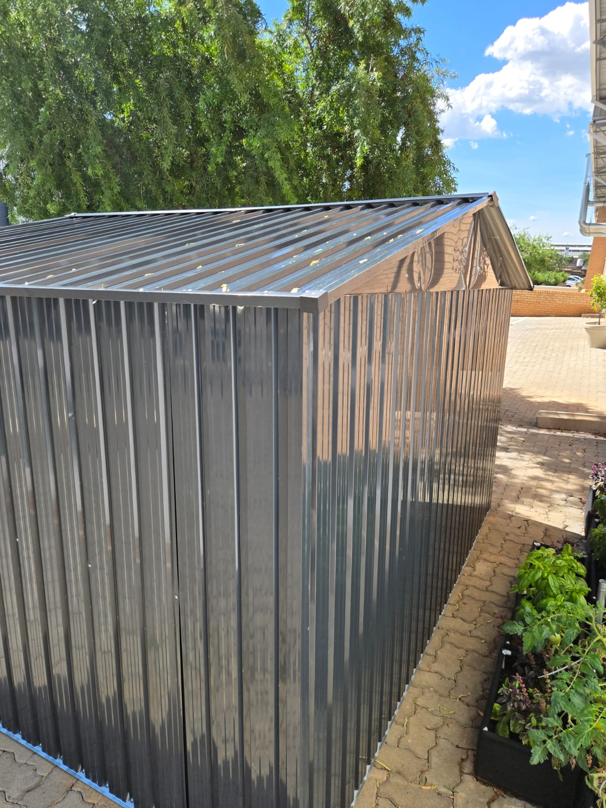 Bell & Paton Garden Shed – 3.2m long x 2.5 wide x 1.95m high. The BIG ONE.