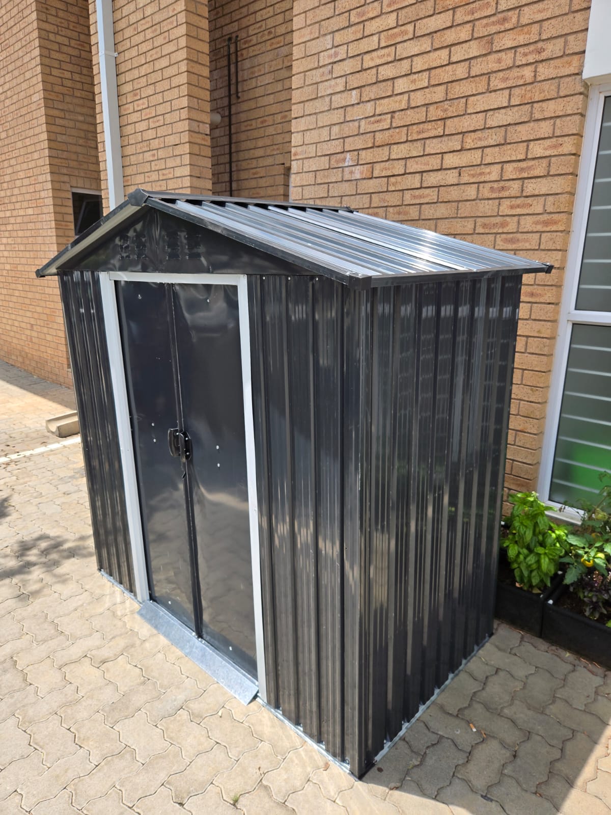 Bell & Paton Garden Shed – 1.962m x 1.104m x 1.840m - The Medium One